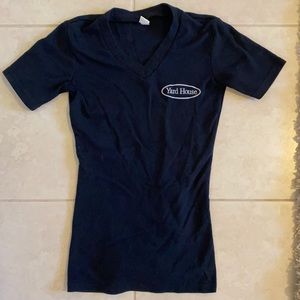 Yard House black soft women’s v neck t shirt